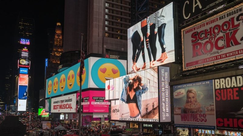 AI transforms the future of advertising