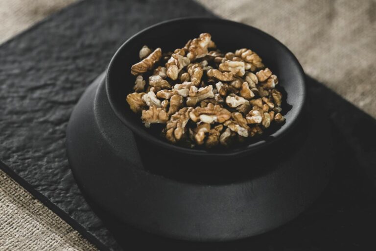 Neurologists say the DASH diet outperformed five other popular diets in protecting against cognitive decline, and the margin wasn't close