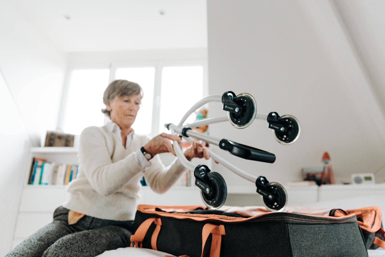 Neuroscientists discovered that 'super agers' produce new brain cells well into their 80s. The habits they share are surprisingly ordinary.