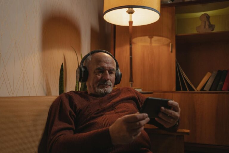 The retirees who age fastest aren't the ones with bad diets or sedentary habits. They're the ones whose phones stopped ringing.