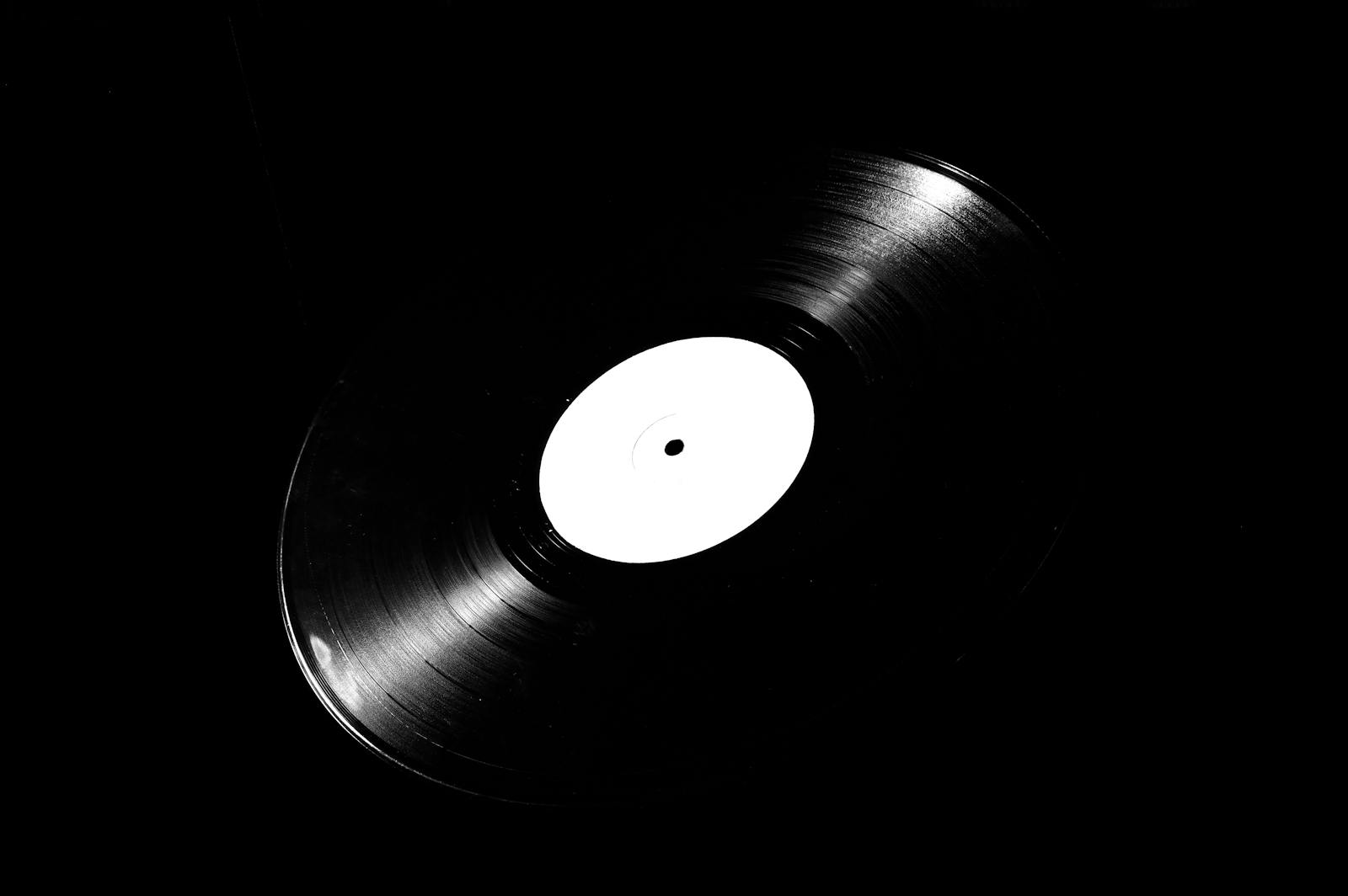 vinyl record streaming