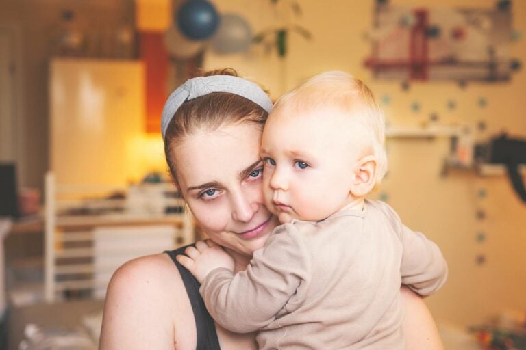 It's not poverty itself that slows infant brain development — researchers say it's whether parents feel their income is enough