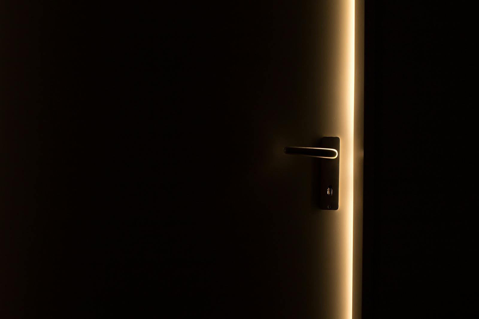 open door light
