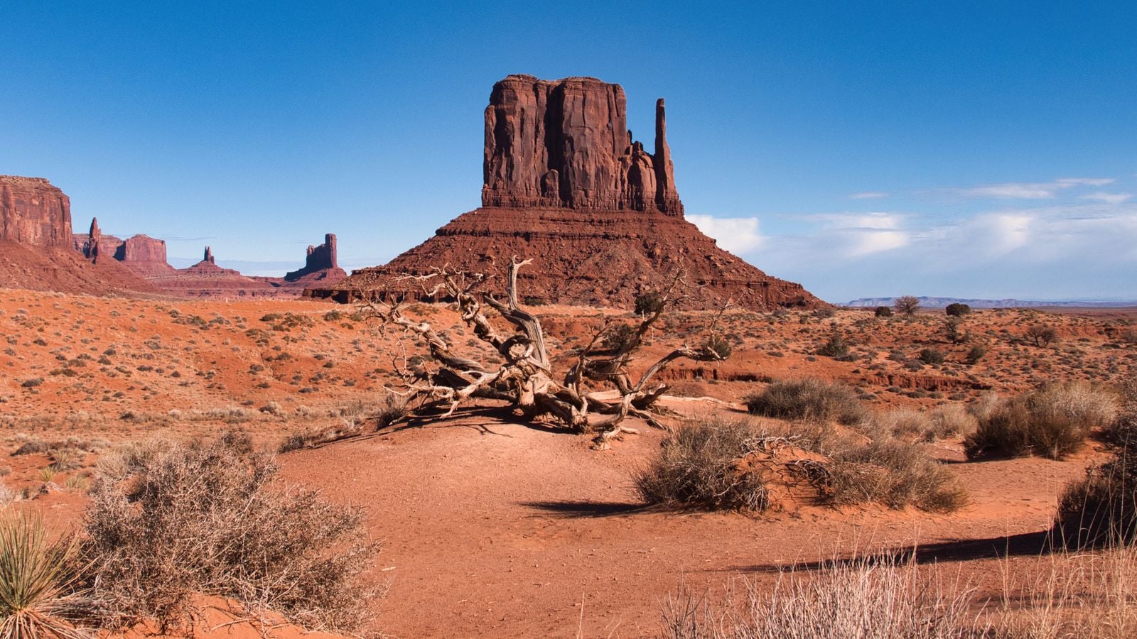 Monument Valley desert landscape