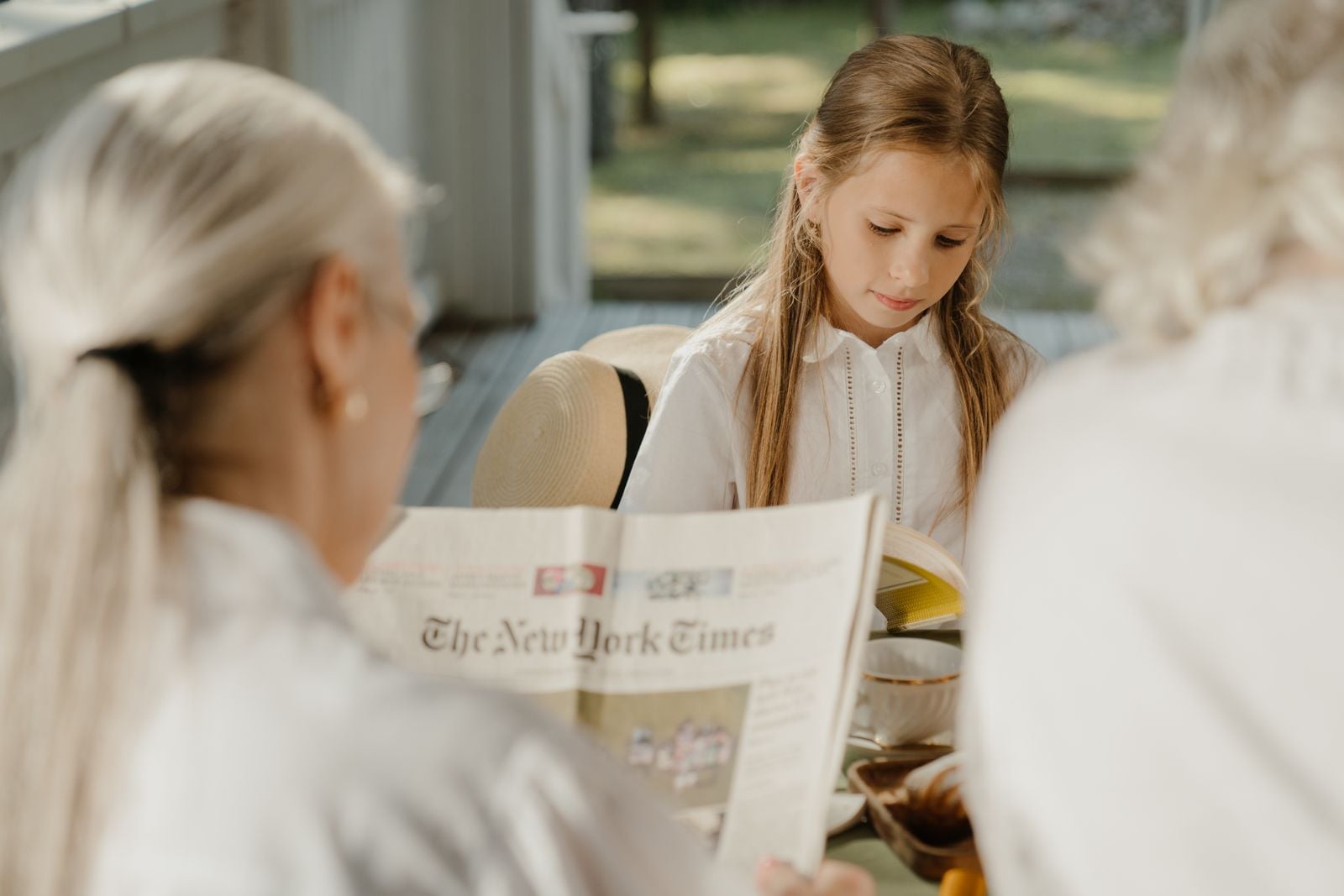 Things grandparents do that create unbreakable bonds with their grandkids says psychology