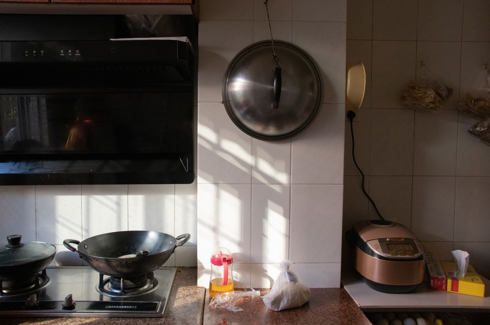 empty sunday kitchen