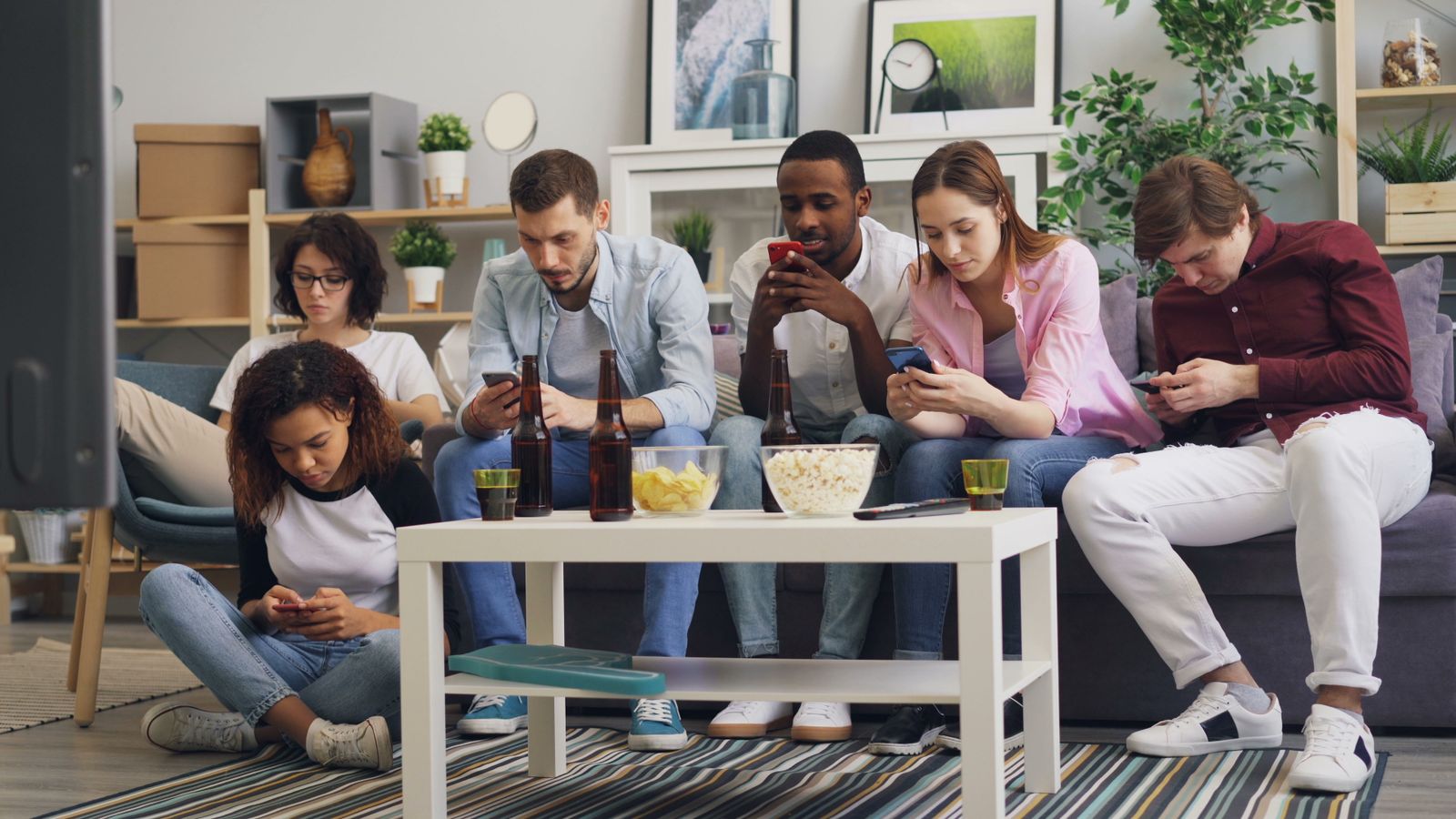 friends texting phone