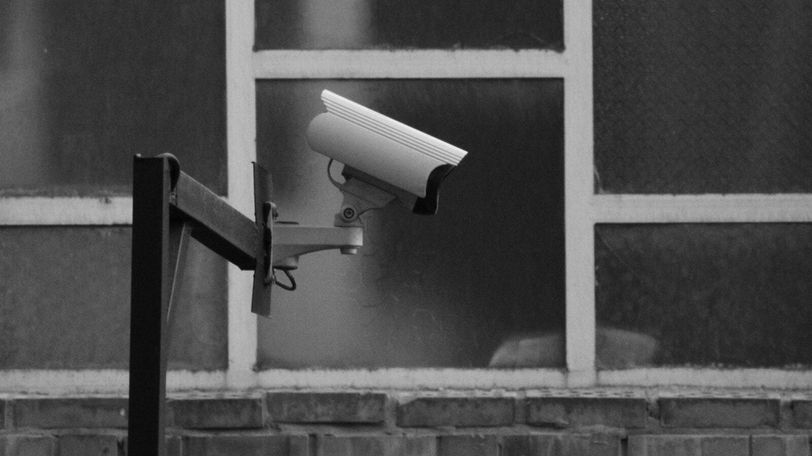 surveillance camera streetlight
